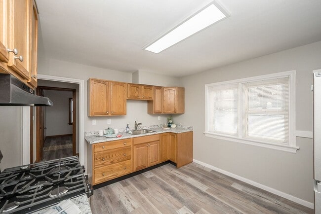 Photo - 10446 St Charles Rock Rd