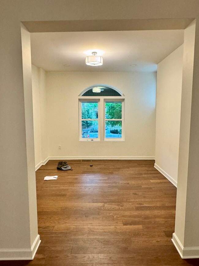 Photo - 1321 Forsythe Ave