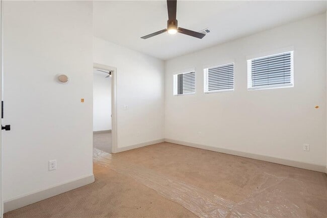 Building Photo - 1231 Mammoth St