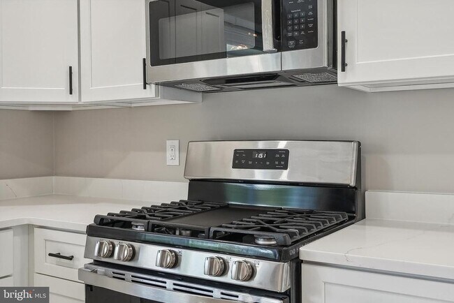 Photo - 5317 Oldcastle Ln