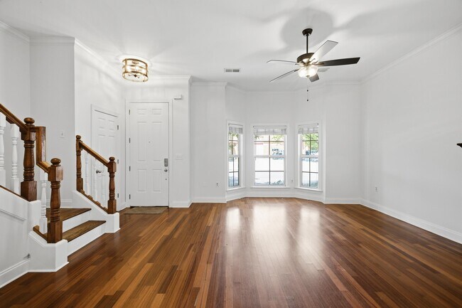 89 W Carolina Ave