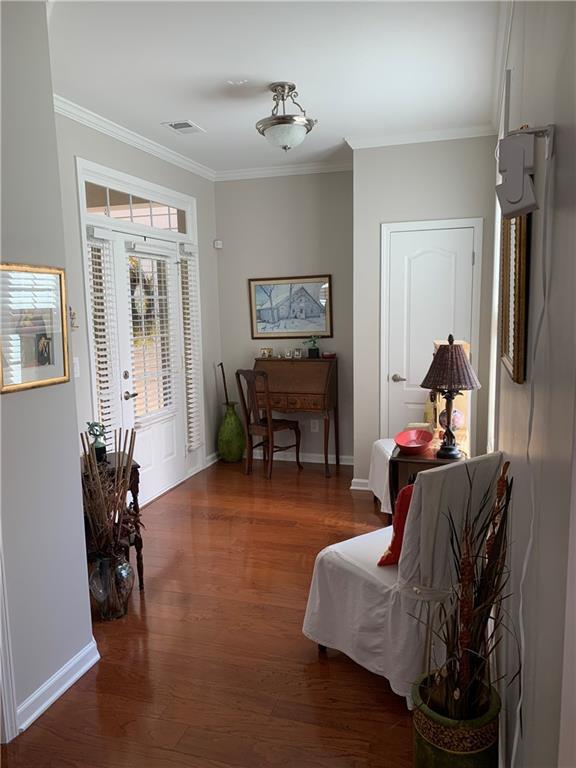 Photo - 321 Glens Way
