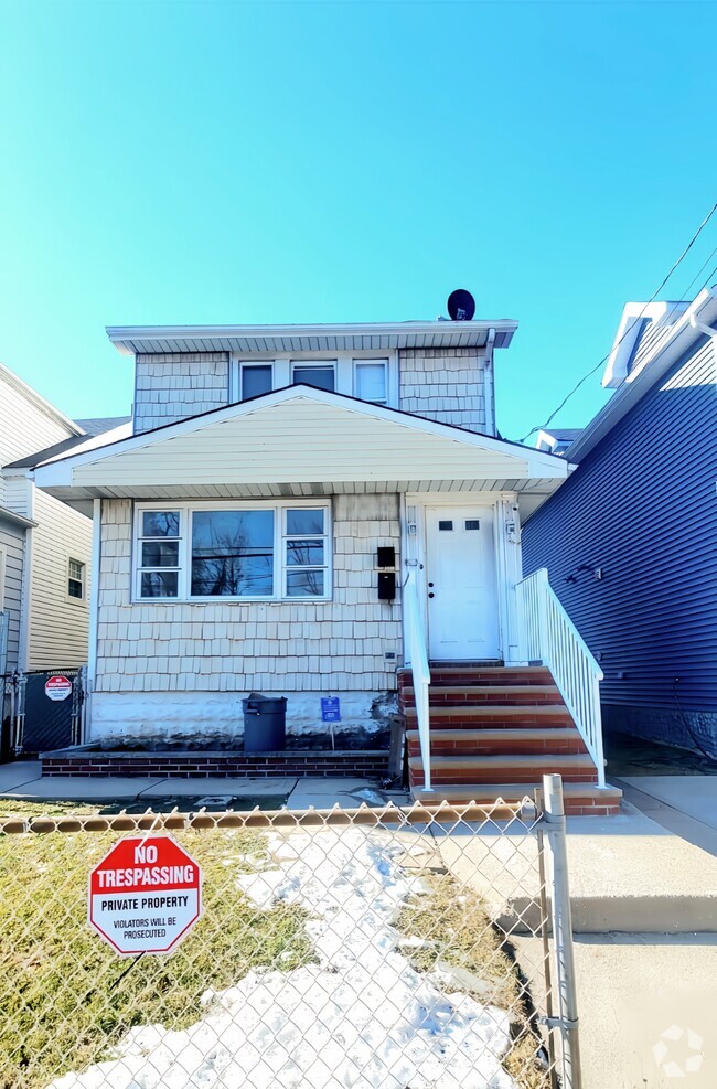 Building Photo - 286 Nelson Ave Rental