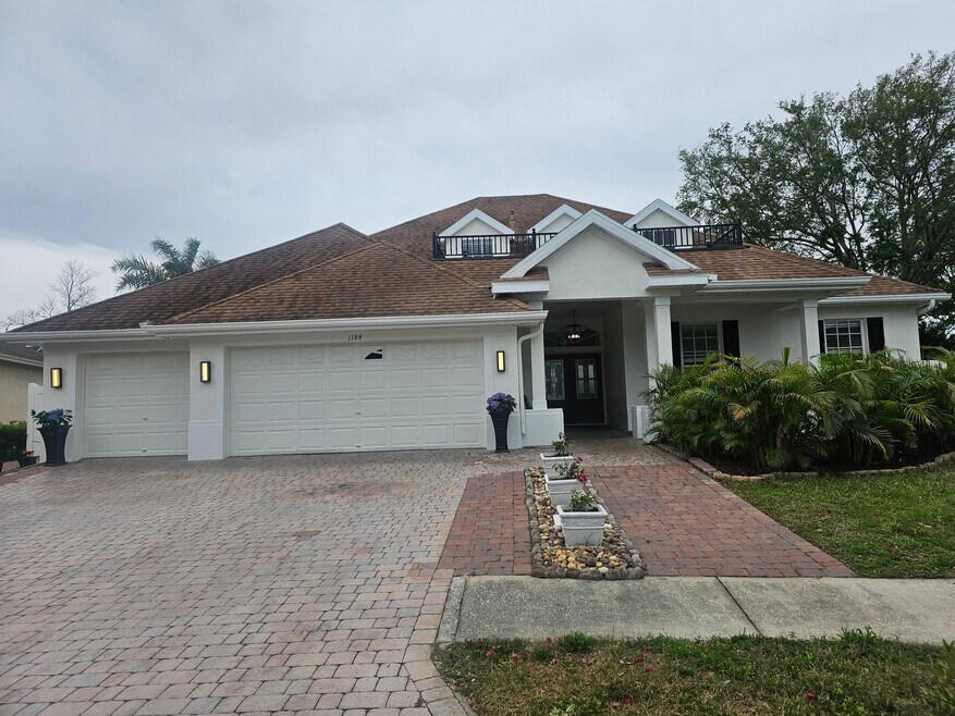 1184 Riveredge Dr