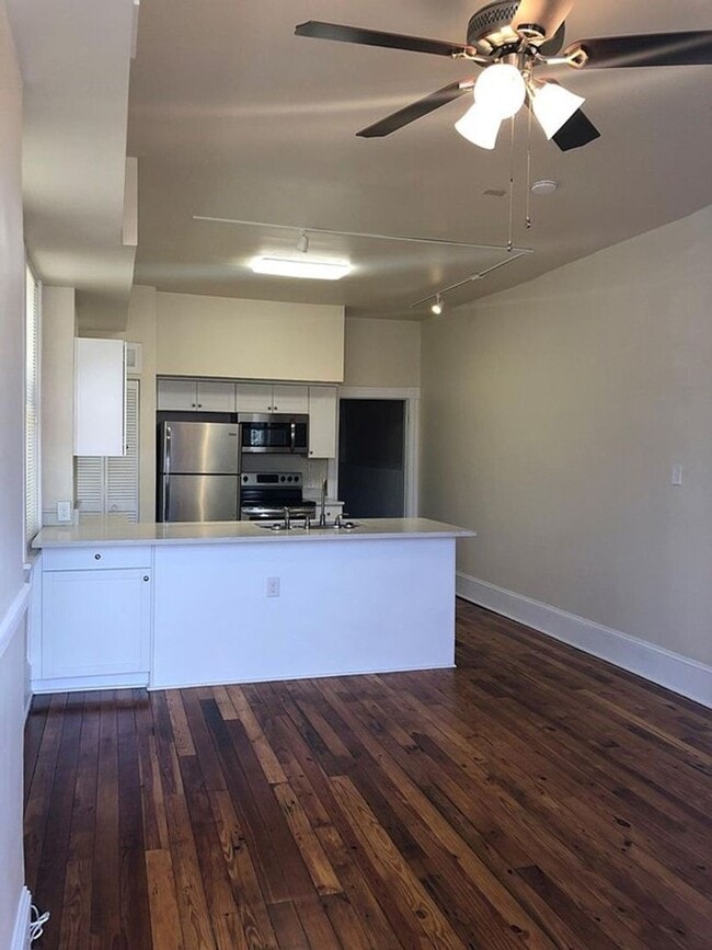 Photo - 1820 W Cary St