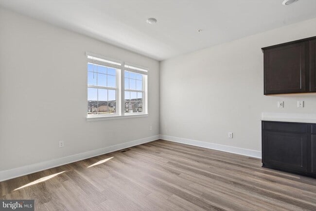 Photo - 5225 Manor Park Dr