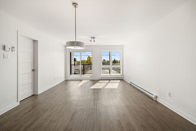 Photo - 1375 Crois Sherwood