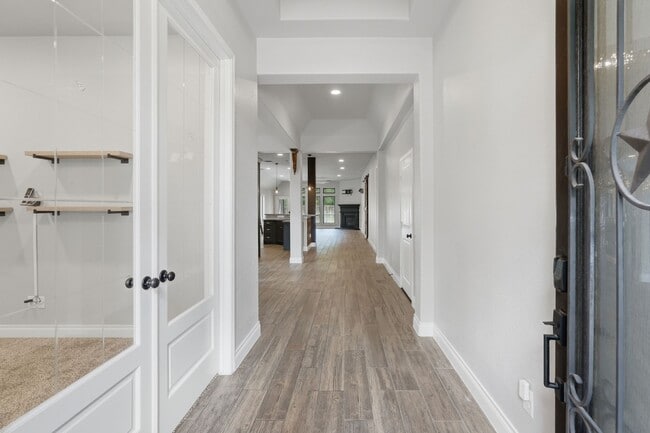 Photo - 103 Boarsmen Ct