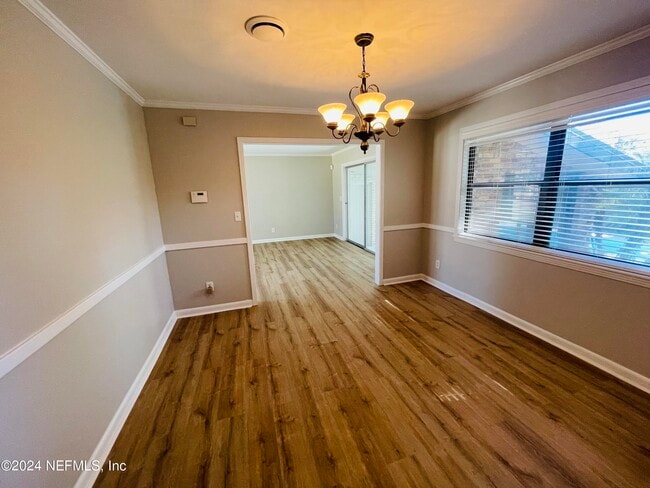 Photo - 5350 Selton Ave