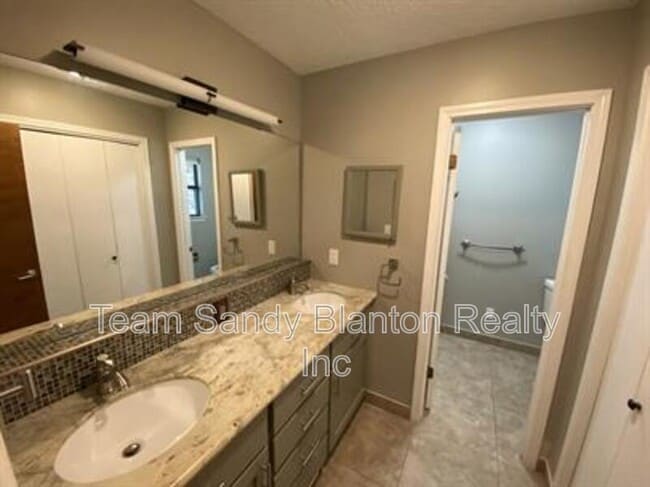 Photo - 8874 Burning Tree Rd