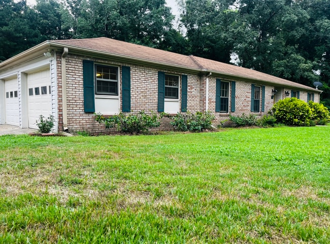 Photo - 161 Mission Dr