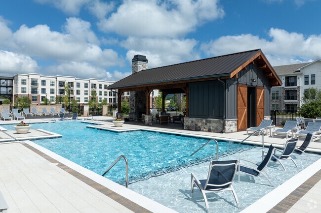 Pool - Heights at Sawnee Village