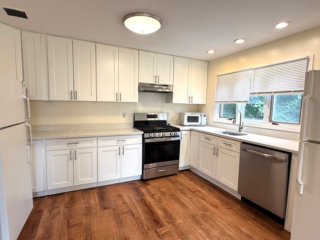 Photo - 12 Sylvan Ave