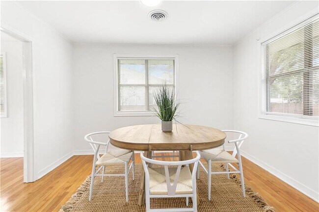 Photo - 513 W 13th Ave