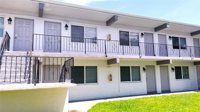 Photo - 715 NE 2nd Ave Unit 203