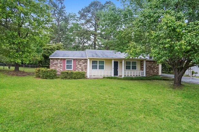Photo - 217 Pineview Dr House