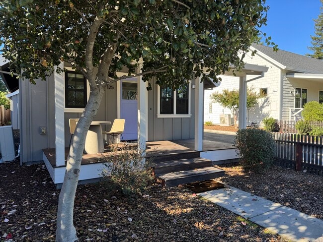 Photo - 125 Kennedy Ln