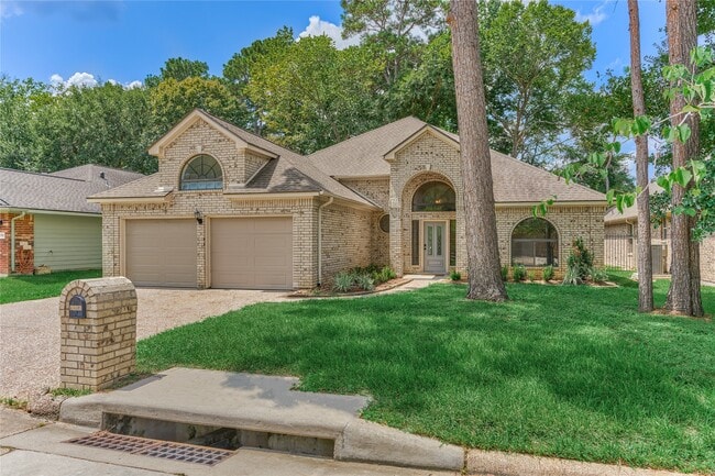 Building Photo - 13707 Fountainview Dr