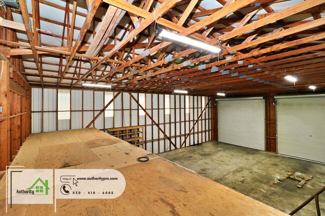 Photo - 10560 Old Oregon Trail Unidad Apartment/Shop