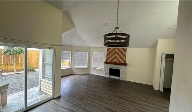 Photo - 4626 Green Trail Dr