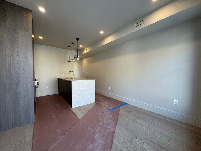 Photo - 300 Franklin St Unit 2