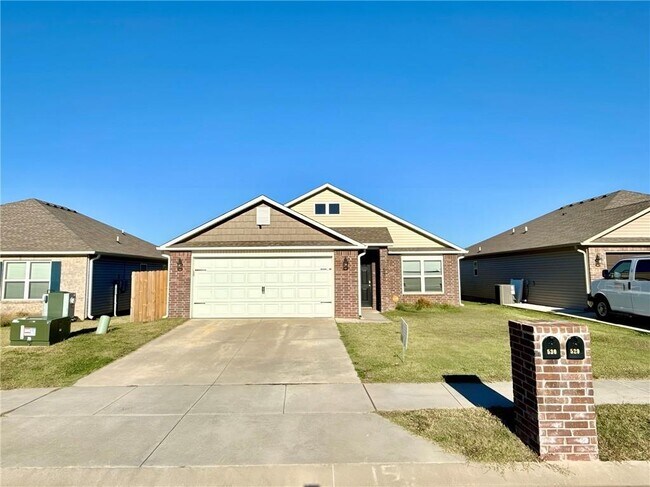 Photo - 530 Woodcreek Lp