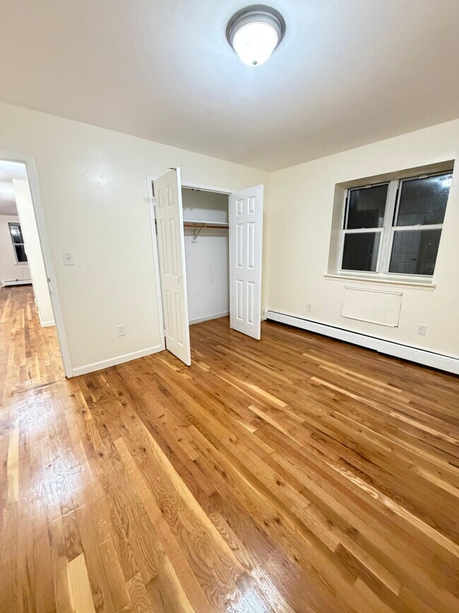 747 Essex St Unit 3Fl