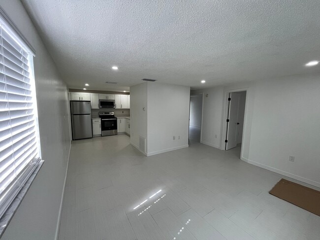 Photo - 1511 Suponic Ave Unit B