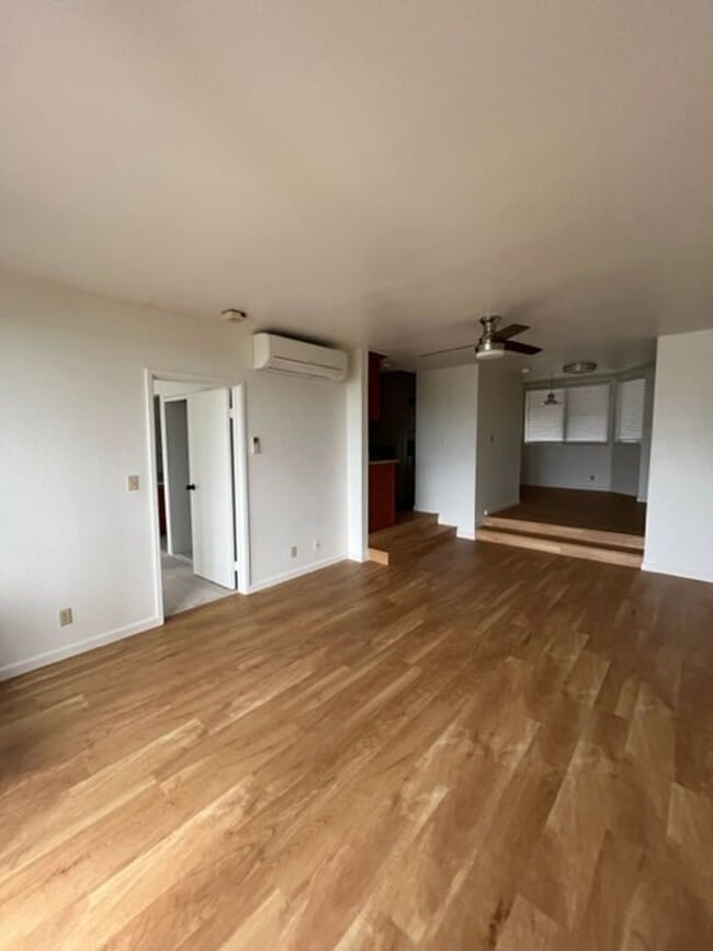 Quiet Spacious Unit $2,800 2/2/1 available... - Quiet Spacious House Unit $2,800 2/2/1 available...