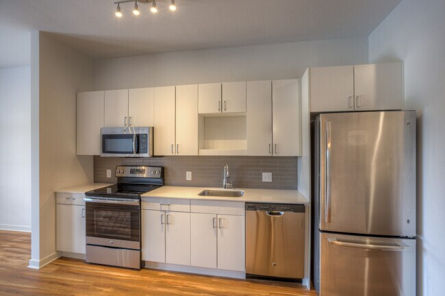 Photo - Blackstone Station