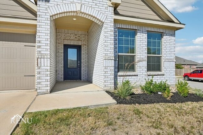 Photo - 313 Ridgeland Oak Dr