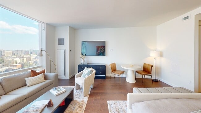 Building Photo - 430 Stuart St Unit 1503