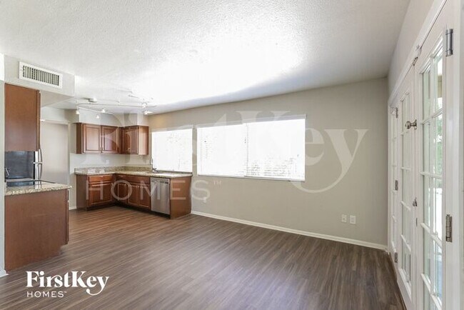 Photo - 4222 E Apollo Rd