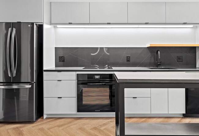 Photo - 239 W 9th St Unit 3623.1