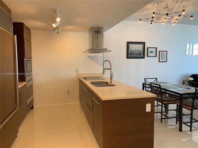 Photo - 485 Brickell Ave Condo Unit 2606