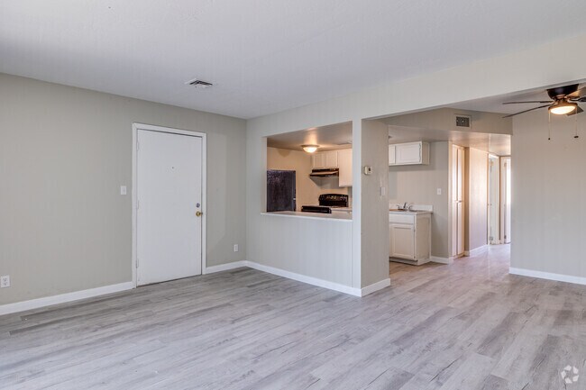 2HAB, 2BA - 850&nbsp;ft² - Avante Pointe