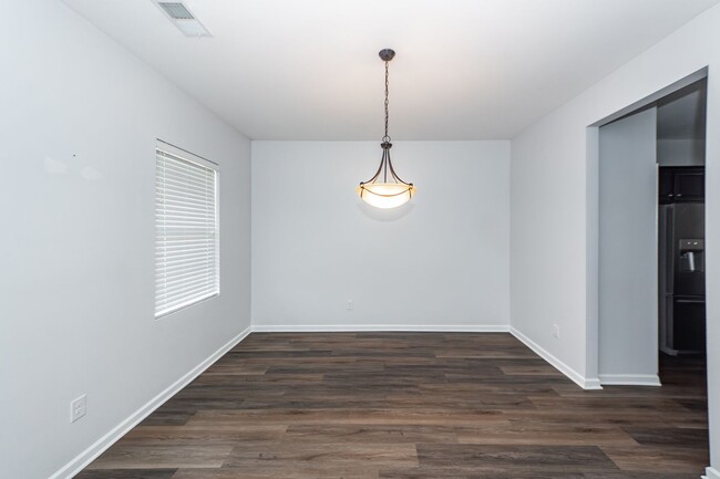 Photo - 5 Bedroom 3 Bath Home in Cane Bay Plantation - Summerville