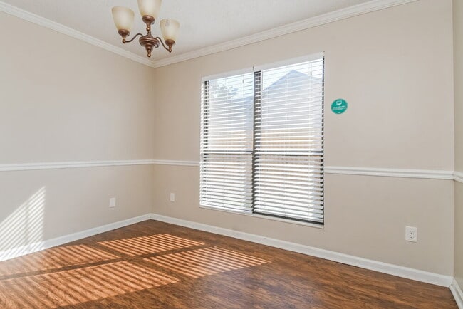 Photo - 8850 Cherry Hill Dr