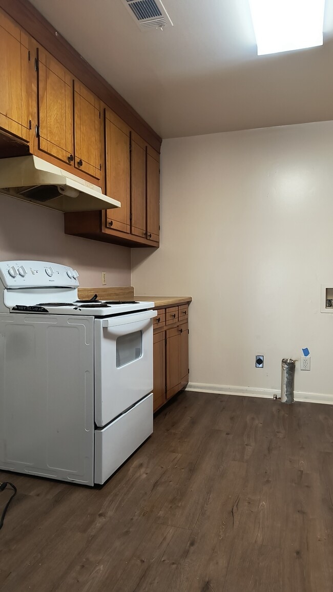 Photo - 304 W 34th Ave