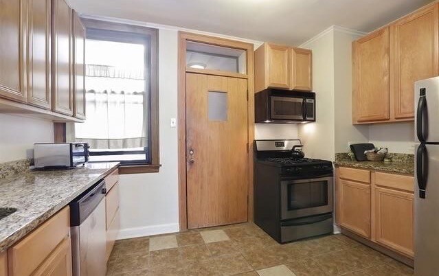 Photo - 4215 N Kedvale Ave Unidad 2