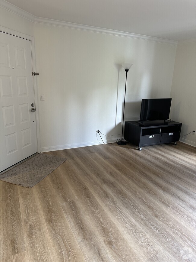 Building Photo - 12067 Alta Carmel Ct Unit 70 Rental