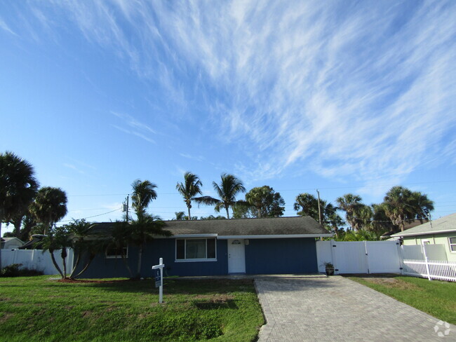 Building Photo - 4188 Pompano Rd Rental