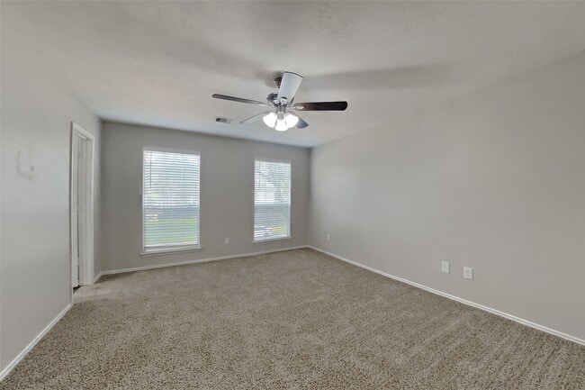 Photo - 4102 Sand Ripple Ln
