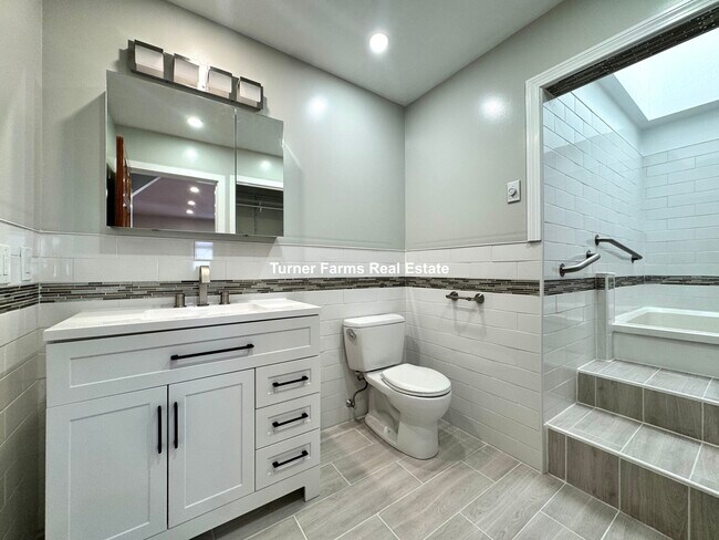 Photo - 63 Upland Rd Unit 2