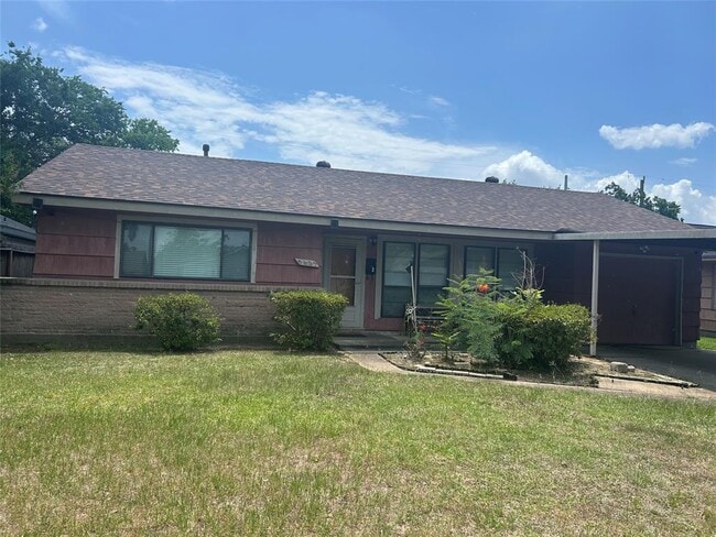 Photo - 8635 McDade St Casa