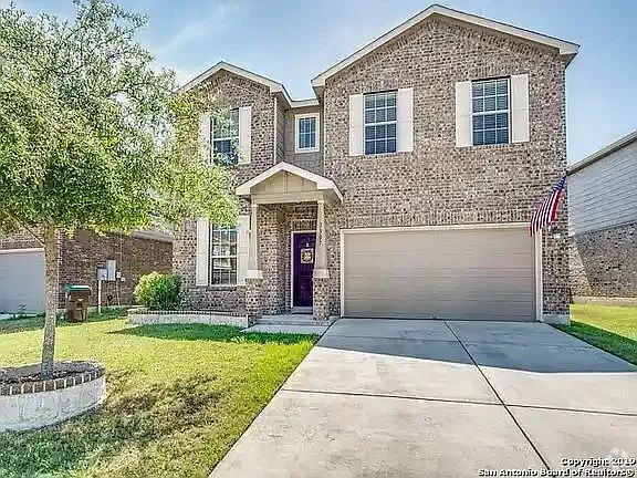 Building Photo - "Spacious 4-Bedroom Oasis with 3 Full Bath... Rental