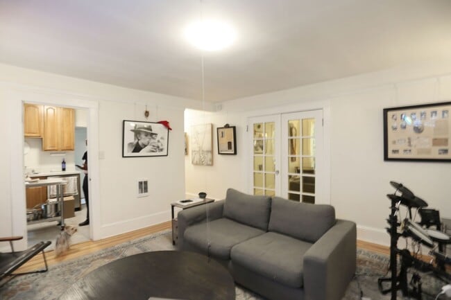 Photo - 741 Douglass St Unidad #10