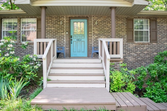 Photo - 1412 Marconi Dr House