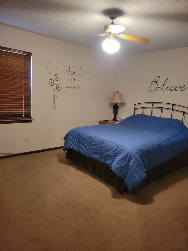 Photo - 2801 SW Prairie Rd Unit #1