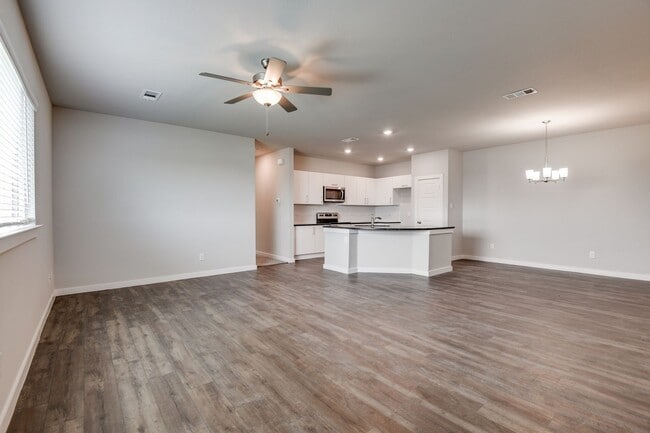 Photo - GORGEOUS 3 BEDROOM DUPLEX LOCATED IN MIDLOTHIAN ISD!